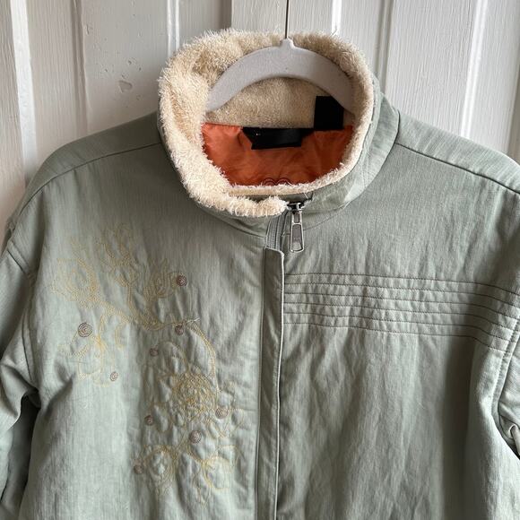 Mountain Hardwear Commotion Embroidered Jacket - Picture 3 of 10